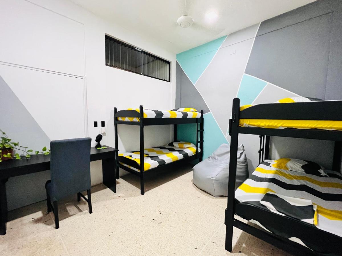 Hotel Adventure Lodge Jaco Ngoại thất bức ảnh