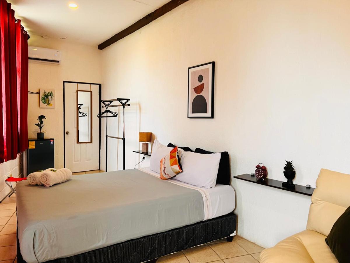 Hotel Adventure Lodge Jaco Ngoại thất bức ảnh