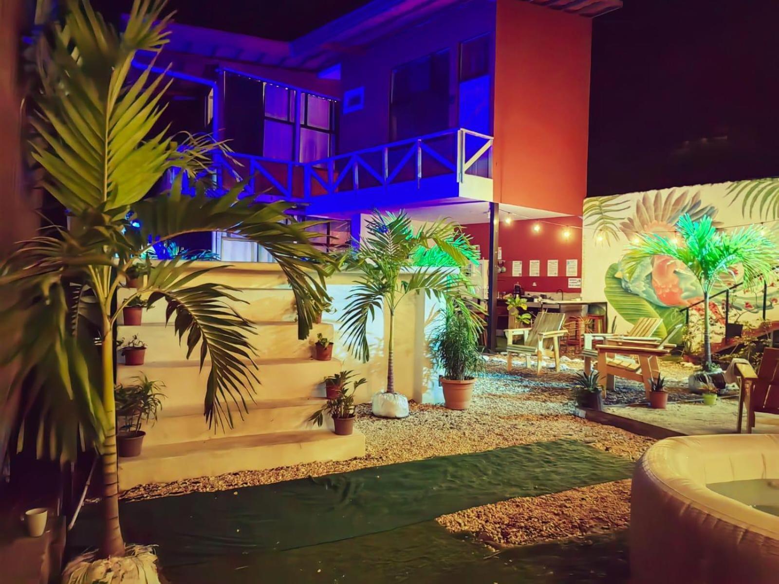Hotel Adventure Lodge Jaco Ngoại thất bức ảnh