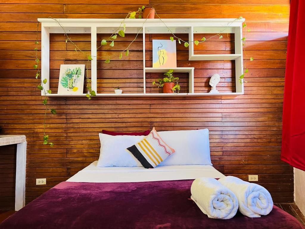 Hotel Adventure Lodge Jaco Ngoại thất bức ảnh