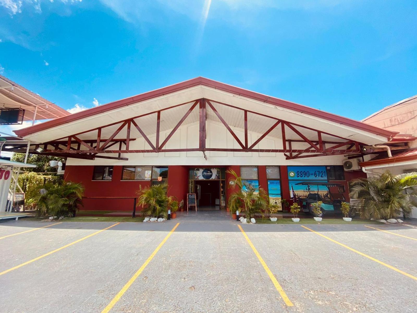 Hotel Adventure Lodge Jaco Ngoại thất bức ảnh