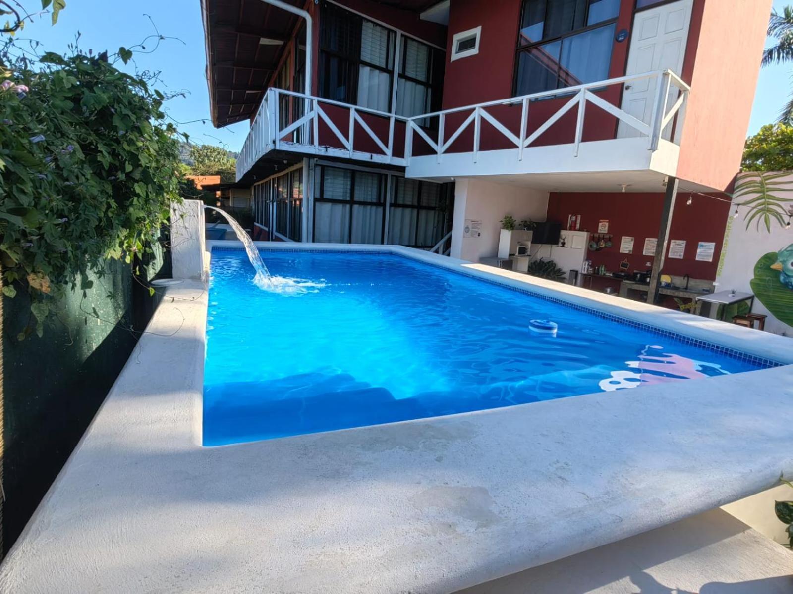 Hotel Adventure Lodge Jaco Ngoại thất bức ảnh